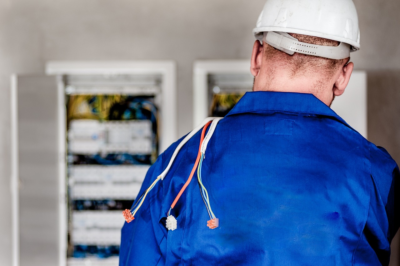 Elektriker på Sjælland: Din guide til at opgradere el-netværket i din virksomhed